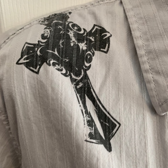 3/15$ Two a.m. Men’s button shirt with detail - Picture 11 of 11